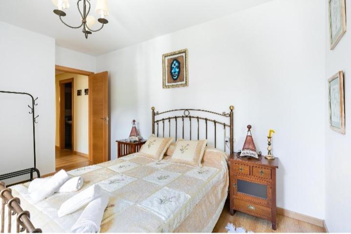 Apartamentos Bubal Pena Telera เอล ปัวโย เด ฆากา ภายนอก รูปภาพ
